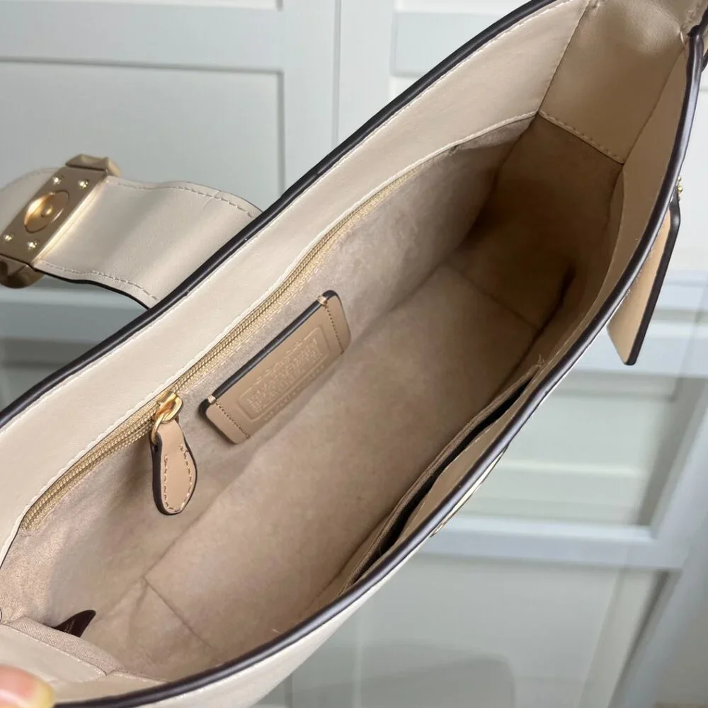 Coach Women's Underarm Bag - Picture 9 of 9